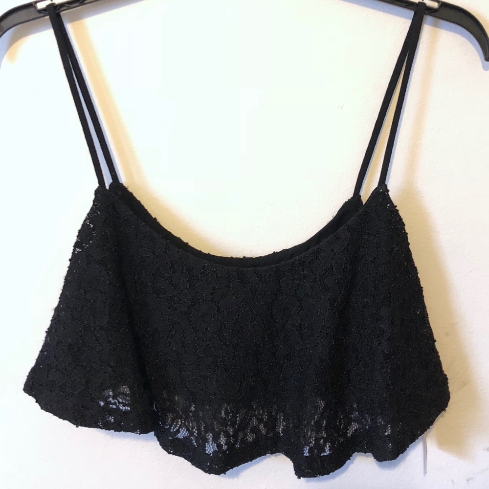 NWT Floral lace crop top